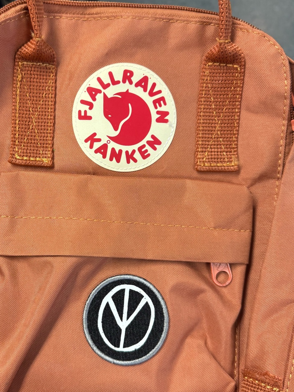 Fjallraven Kånken Rust Orange Classic Backpack “ MINI” in mint condition